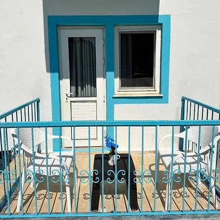 Enjoy ベッド・アンド・ブレックファスト