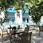 Enjoy Bed and Breakfast Φετιγιέ