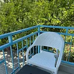Enjoy Bed and Breakfast 2*