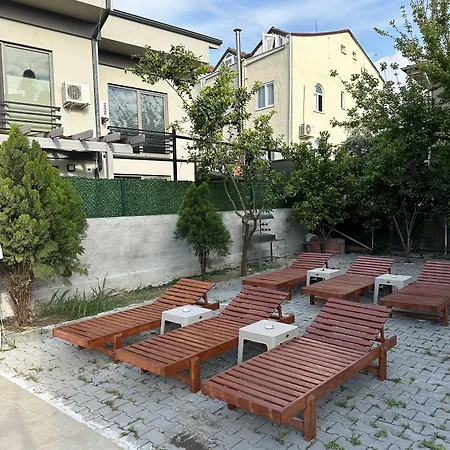 Bed and Breakfast Enjoy Otel Φετιγιέ